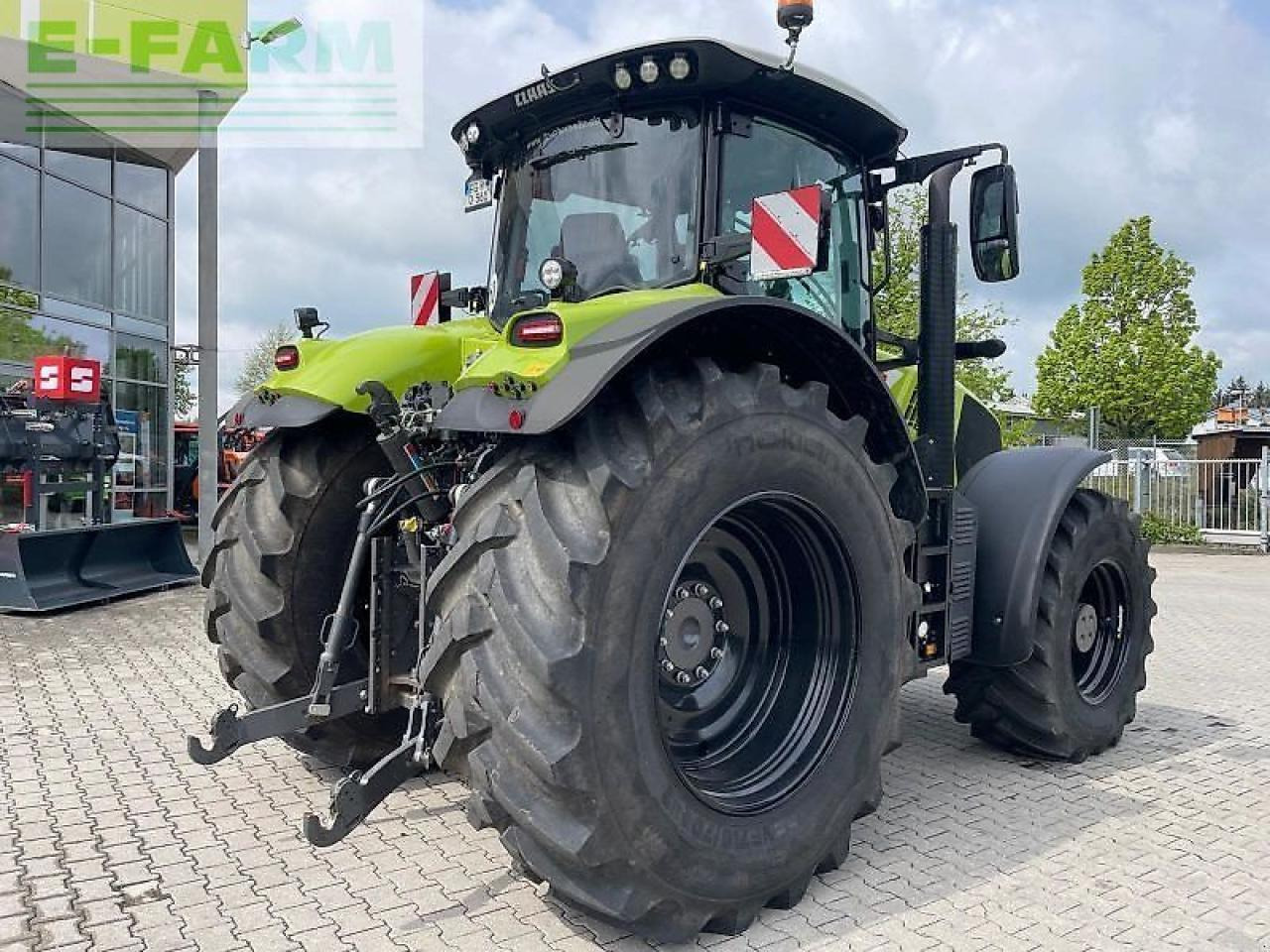 CLAAS axion 870 cmatic - stage v CMATIC - טרקטור חקלאי: תמונה 3 CLAAS axion 870 cmatic - stage v CMATIC - טרקטור חקלאי: תמונה 3