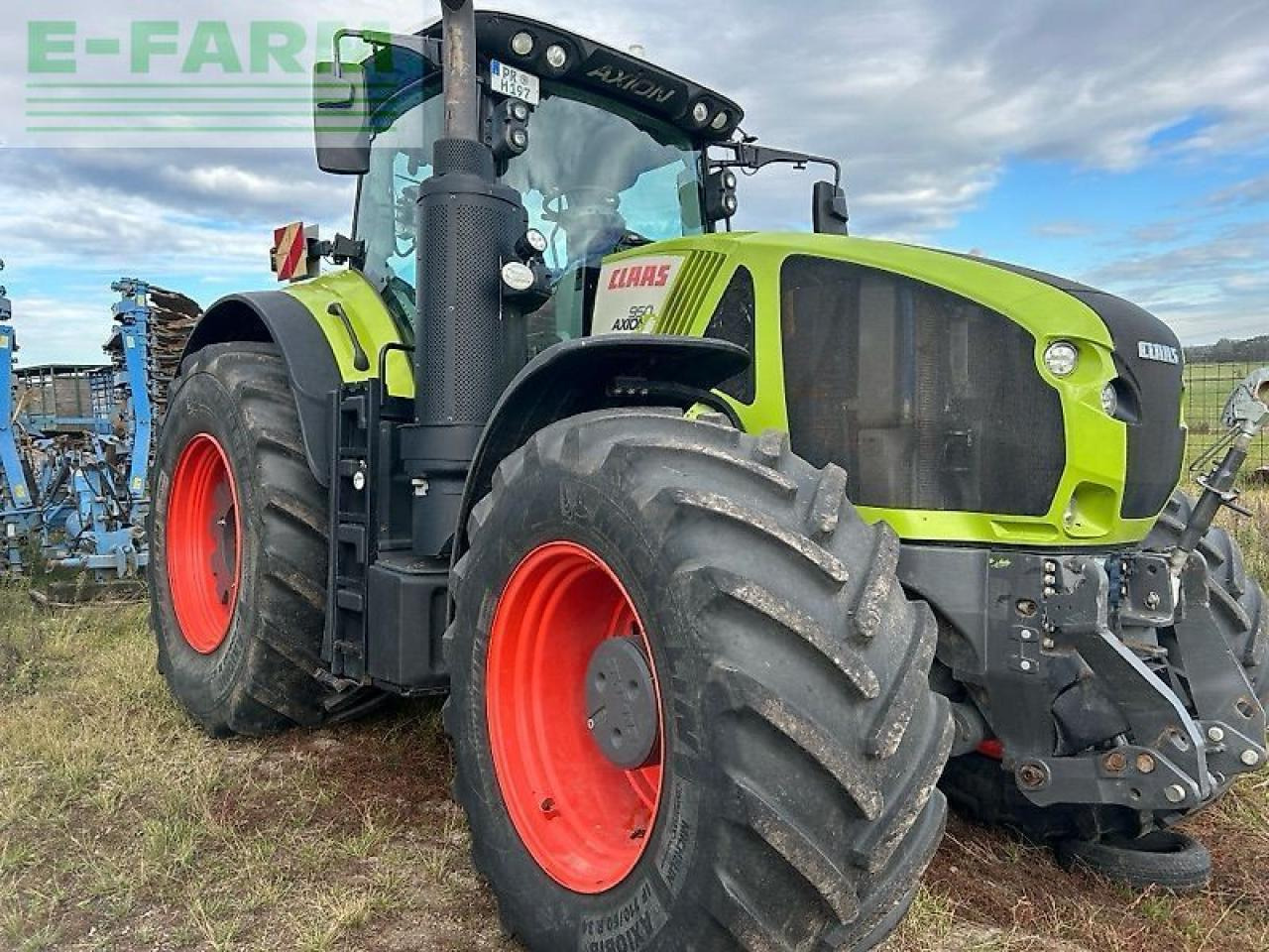 CLAAS axion 950 - טרקטור חקלאי: תמונה 2 CLAAS axion 950 - טרקטור חקלאי: תמונה 2