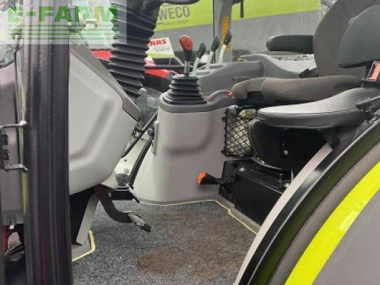 CLAAS axos 240 advanced claas trakto - טרקטור חקלאי: תמונה 3 CLAAS axos 240 advanced claas trakto - טרקטור חקלאי: תמונה 3