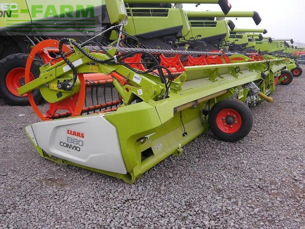 CLAAS convio 1380 + transportwagen - צרופת מקצרת מספוא: תמונה 2 CLAAS convio 1380 + transportwagen - צרופת מקצרת מספוא: תמונה 2