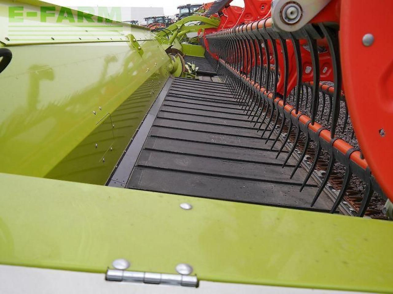 CLAAS convio 1380 + transportwagen - צרופת מקצרת מספוא: תמונה 5 CLAAS convio 1380 + transportwagen - צרופת מקצרת מספוא: תמונה 5