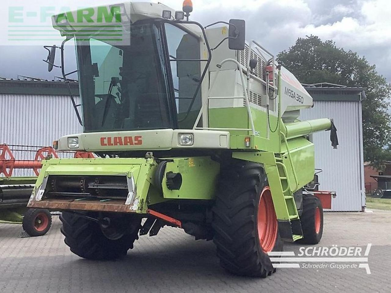 CLAAS dominator 360 mega + c 600 schneidwerk - מקצרת קומבינה: תמונה 1 CLAAS dominator 360 mega + c 600 schneidwerk - מקצרת קומבינה: תמונה 1