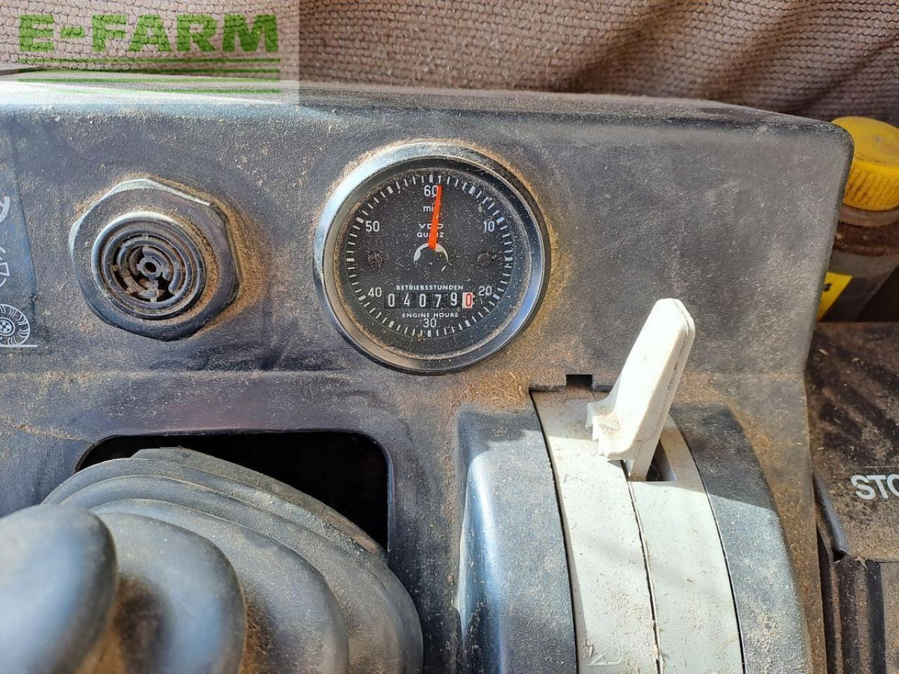 מקצרת קומבינה CLAAS dominator 78s - (gebrauchter dominator 78): תמונה 13 מקצרת קומבינה CLAAS dominator 78s - (gebrauchter dominator 78): תמונה 13