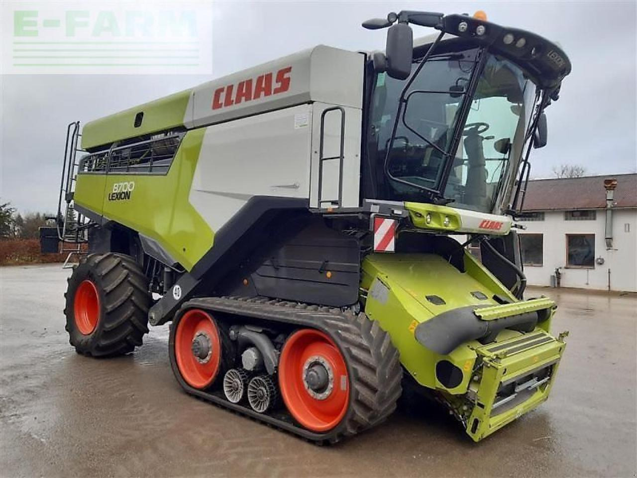 CLAAS gebr. mähdrescher lexion8700tt - מקצרת קומבינה: תמונה 4 CLAAS gebr. mähdrescher lexion8700tt - מקצרת קומבינה: תמונה 4