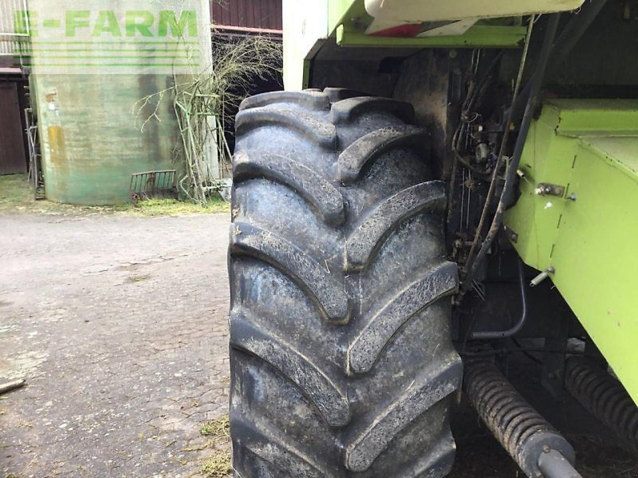 CLAAS lexion 450 - מקצרת קומבינה: תמונה 4 CLAAS lexion 450 - מקצרת קומבינה: תמונה 4