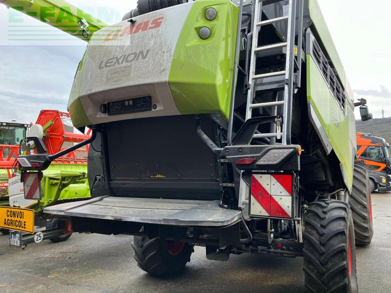 מקצרת קומבינה CLAAS lexion 5300: תמונה 6