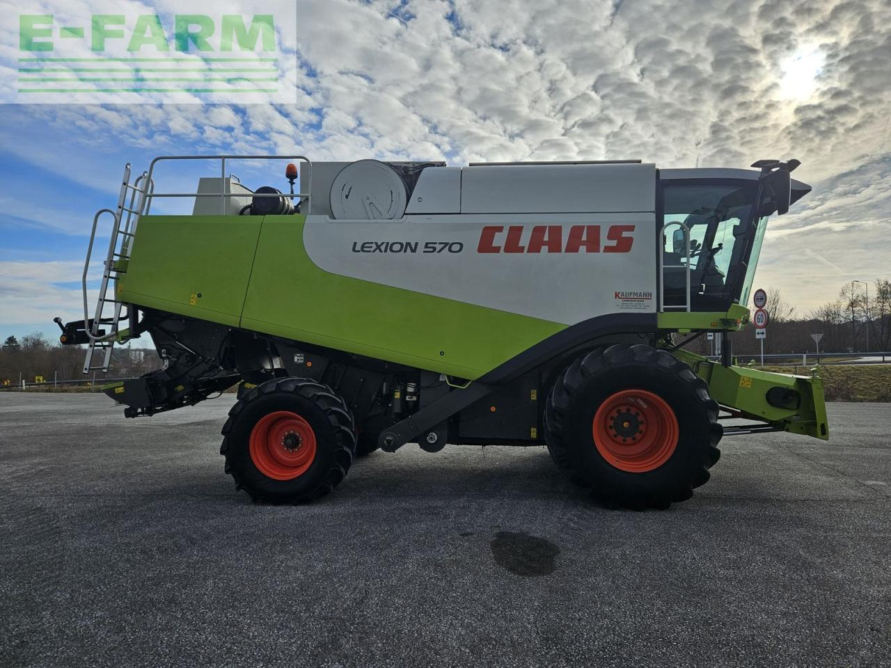 CLAAS lexion 570 - מקצרת קומבינה: תמונה 4 CLAAS lexion 570 - מקצרת קומבינה: תמונה 4