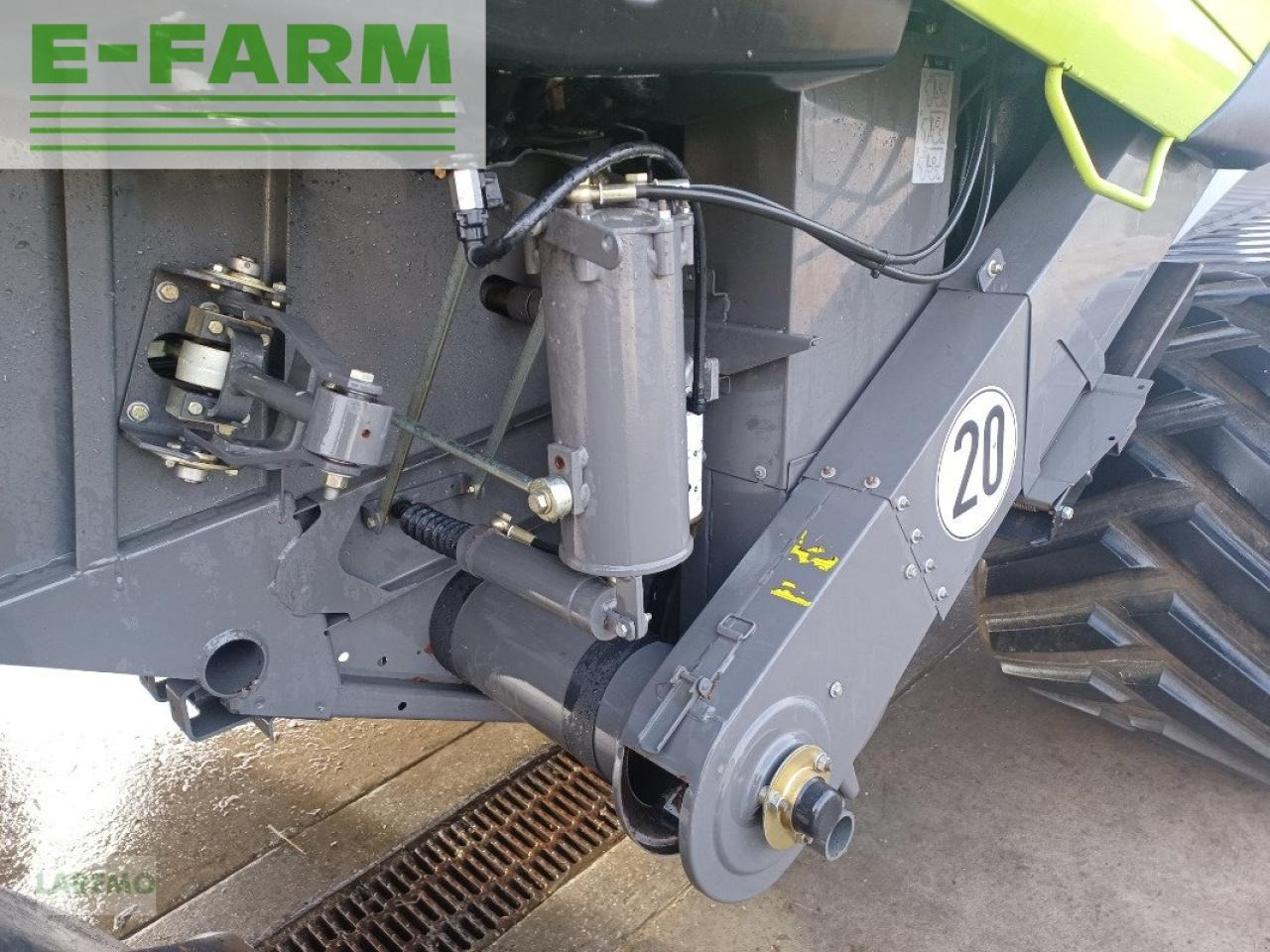 CLAAS lexion 670 tt terratrac v 900 - מקצרת קומבינה: תמונה 4 CLAAS lexion 670 tt terratrac v 900 - מקצרת קומבינה: תמונה 4