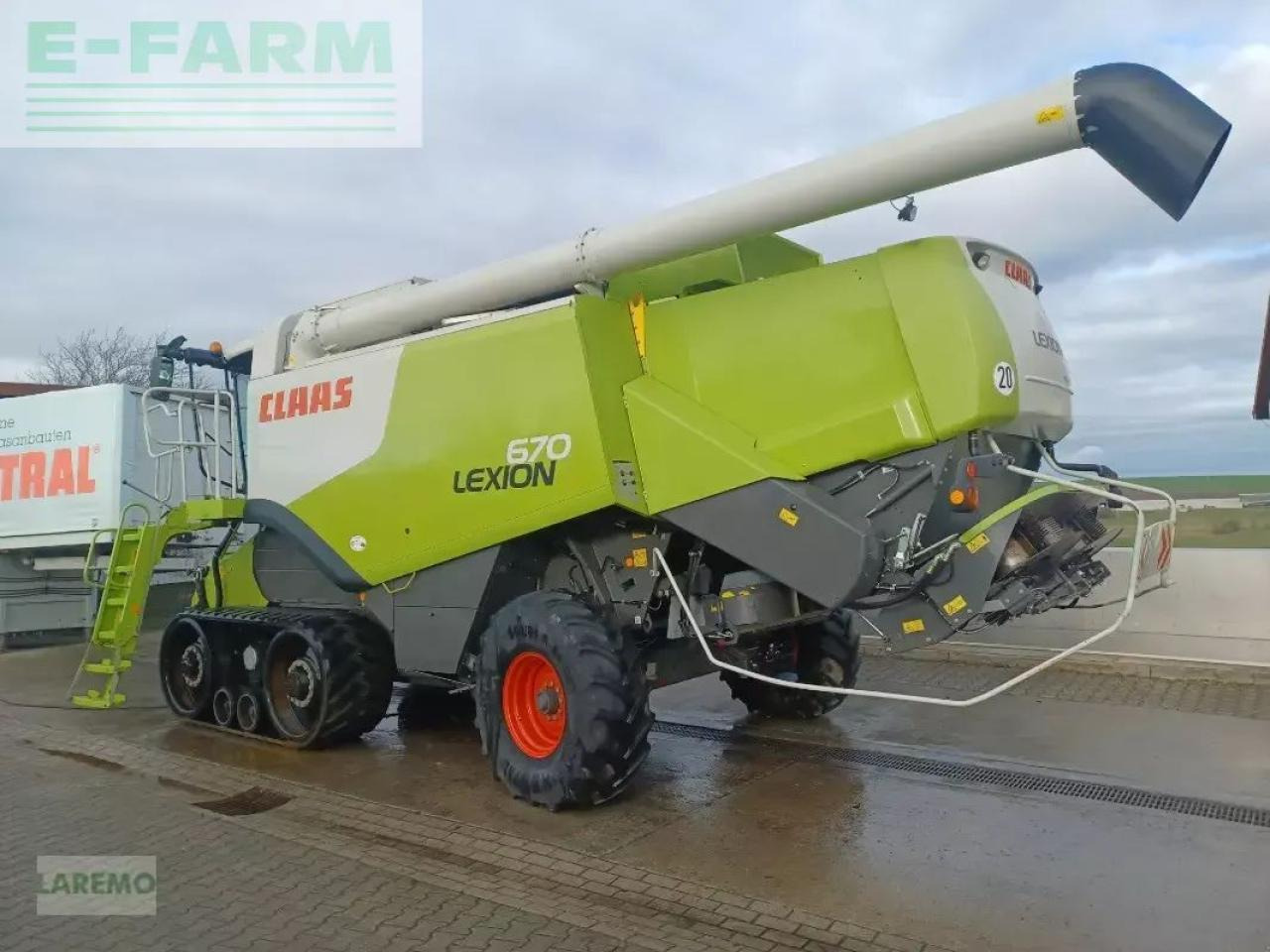 CLAAS lexion 670 tt terratrac v 900 - מקצרת קומבינה: תמונה 2 CLAAS lexion 670 tt terratrac v 900 - מקצרת קומבינה: תמונה 2