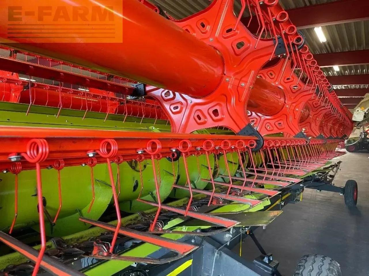CLAAS lexion 6700 - מקצרת קומבינה: תמונה 4 CLAAS lexion 6700 - מקצרת קומבינה: תמונה 4