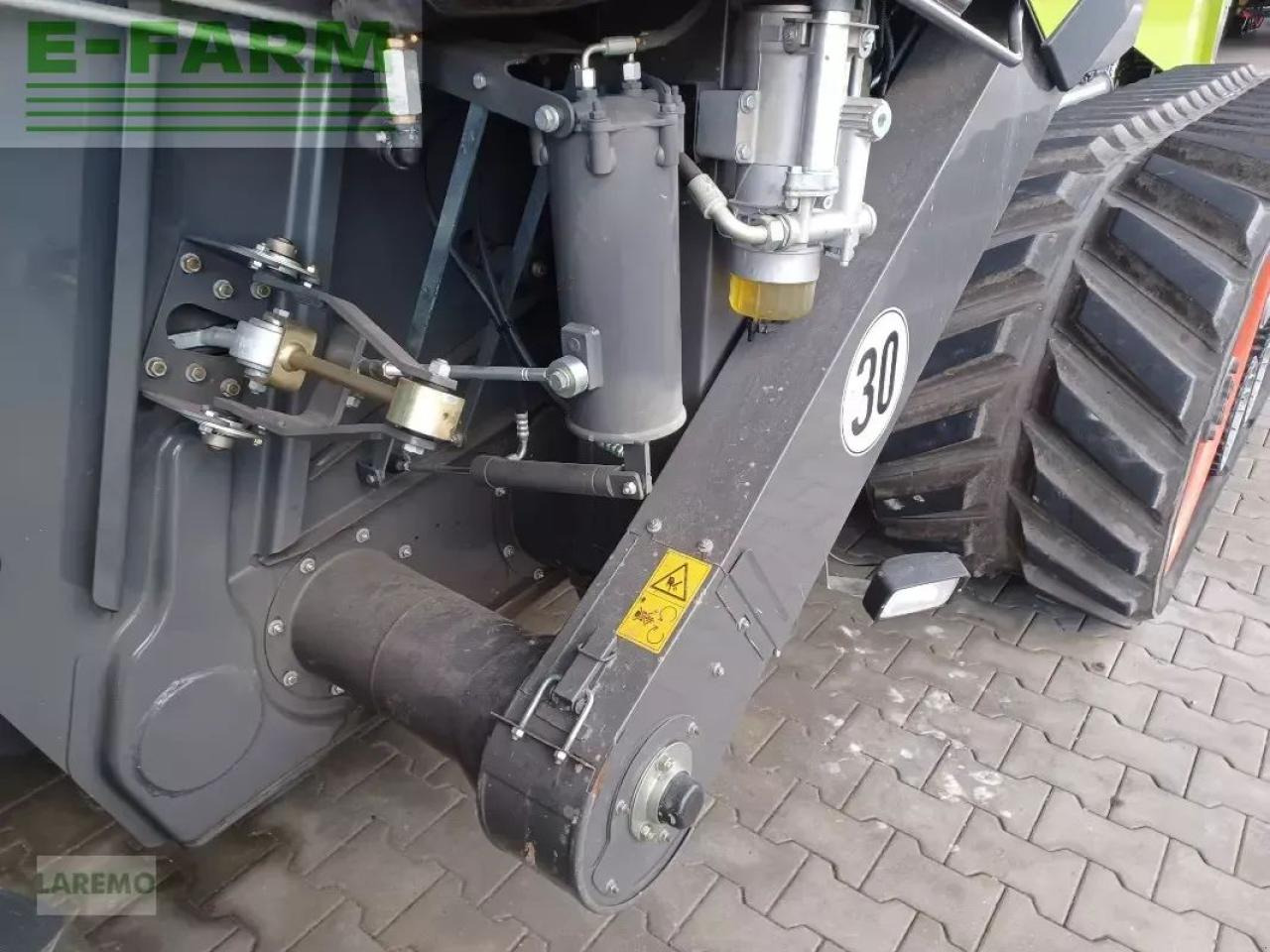 CLAAS lexion 6900 terratrac + vario v 930 - מקצרת קומבינה: תמונה 5 CLAAS lexion 6900 terratrac + vario v 930 - מקצרת קומבינה: תמונה 5