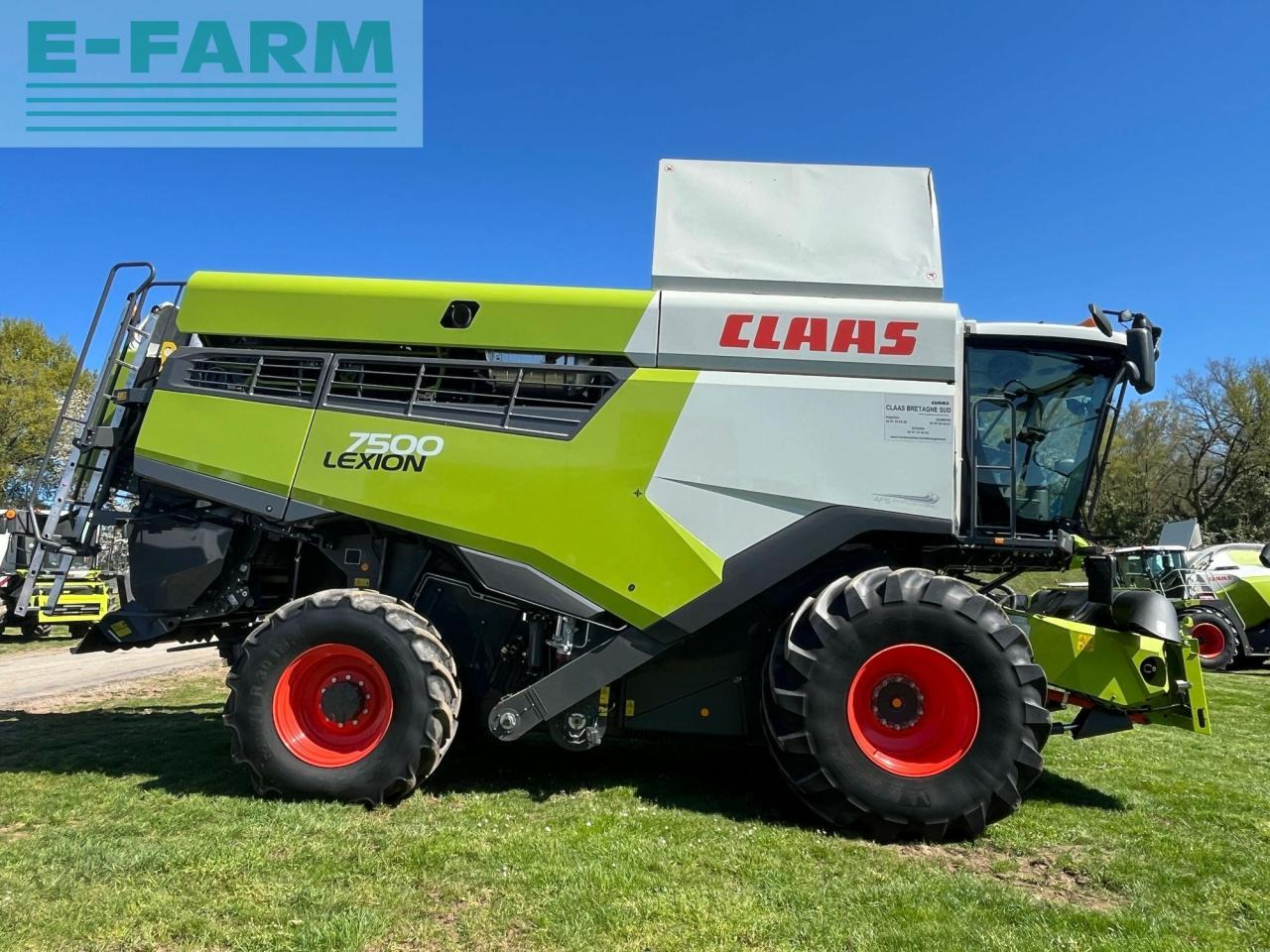 CLAAS lexion 7500 (c85/125) - מקצרת קומבינה: תמונה 1 CLAAS lexion 7500 (c85/125) - מקצרת קומבינה: תמונה 1
