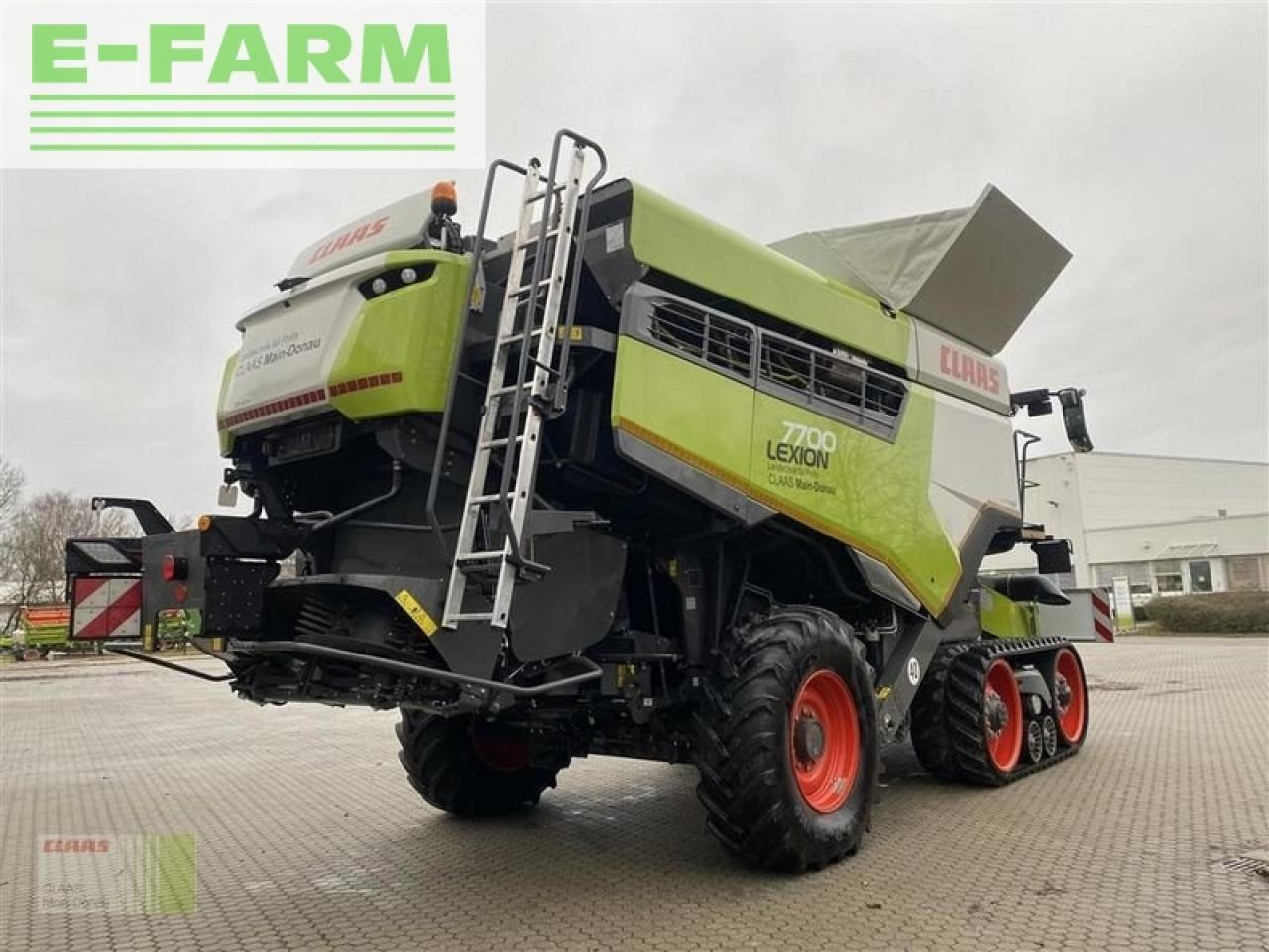CLAAS lexion 7700 tt m. finanzierung - מקצרת קומבינה: תמונה 4 CLAAS lexion 7700 tt m. finanzierung - מקצרת קומבינה: תמונה 4