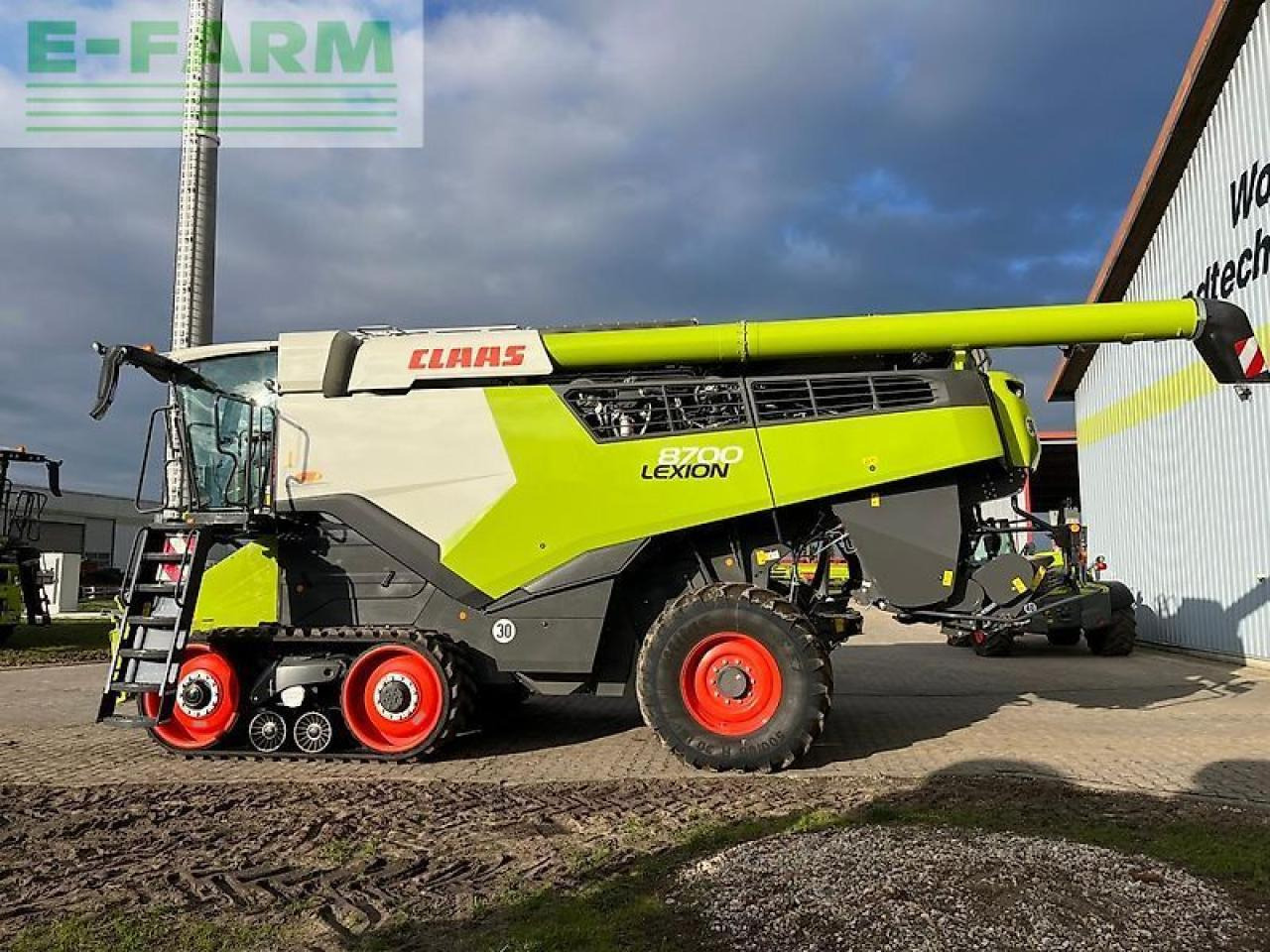 מקצרת קומבינה CLAAS lexion 8700 tt: תמונה 9