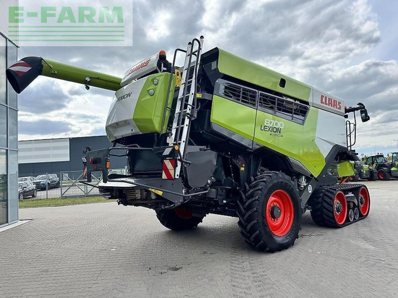 CLAAS lexion 8700tt - מקצרת קומבינה: תמונה 5 CLAAS lexion 8700tt - מקצרת קומבינה: תמונה 5