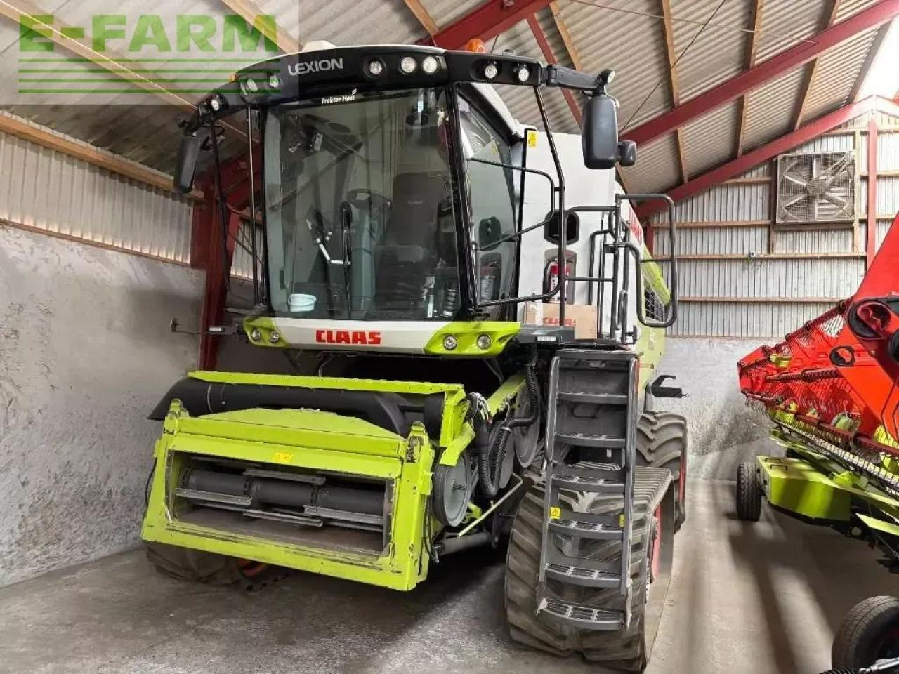 CLAAS lexion 8800 tt 4 wd - מקצרת קומבינה: תמונה 1 CLAAS lexion 8800 tt 4 wd - מקצרת קומבינה: תמונה 1