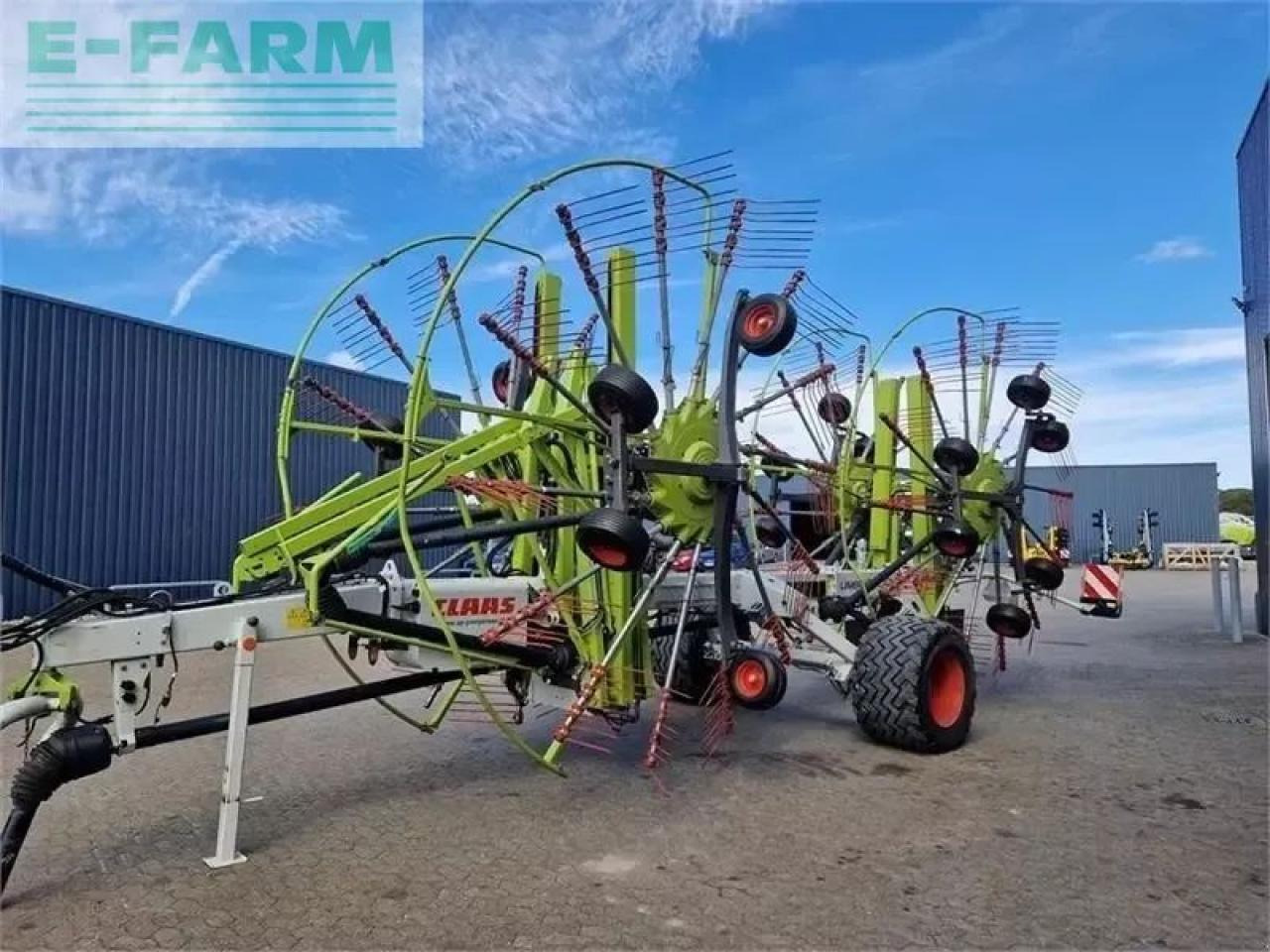 CLAAS liner 4000hhv 1156 timer - גורף/ מגרפה: תמונה 2 CLAAS liner 4000hhv 1156 timer - גורף/ מגרפה: תמונה 2