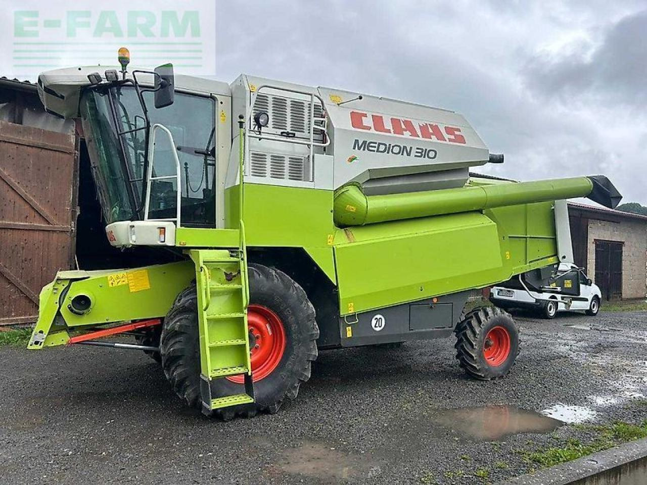 CLAAS medion 310 - מקצרת קומבינה: תמונה 1 CLAAS medion 310 - מקצרת קומבינה: תמונה 1