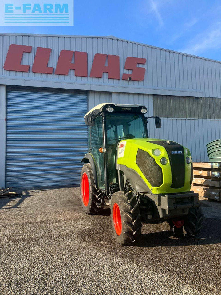CLAAS nexos 220 ve cabine 4rm VE - טרקטור חקלאי: תמונה 1 CLAAS nexos 220 ve cabine 4rm VE - טרקטור חקלאי: תמונה 1