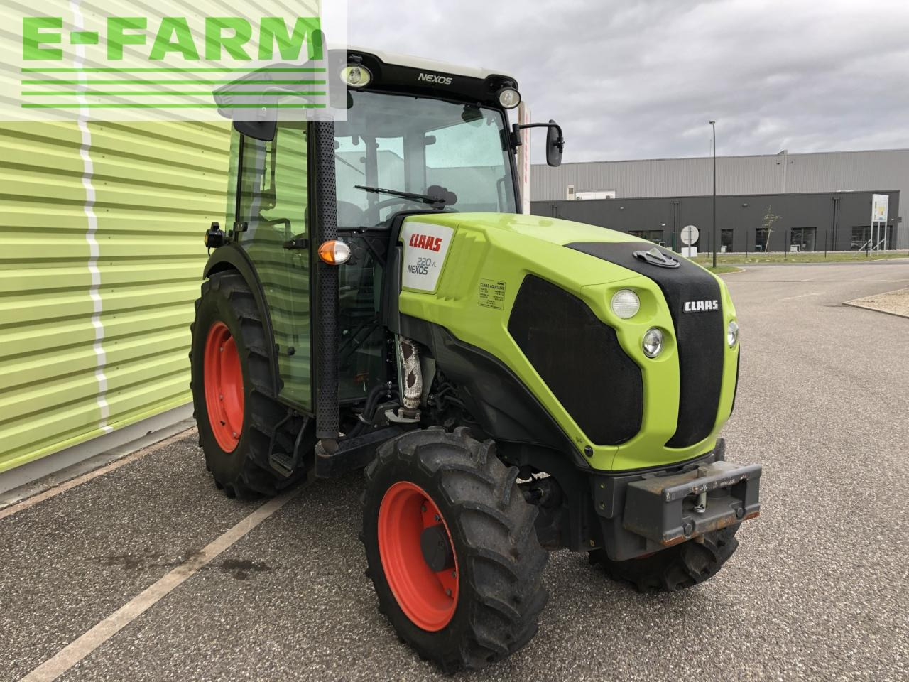 CLAAS nexos 220 vl - טרקטור חקלאי: תמונה 5 CLAAS nexos 220 vl - טרקטור חקלאי: תמונה 5