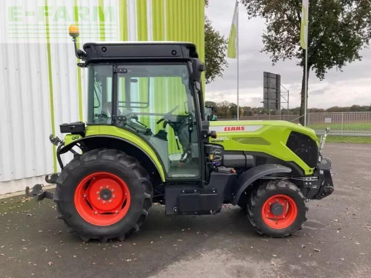 CLAAS nexos 240 m - טרקטור חקלאי: תמונה 4 CLAAS nexos 240 m - טרקטור חקלאי: תמונה 4