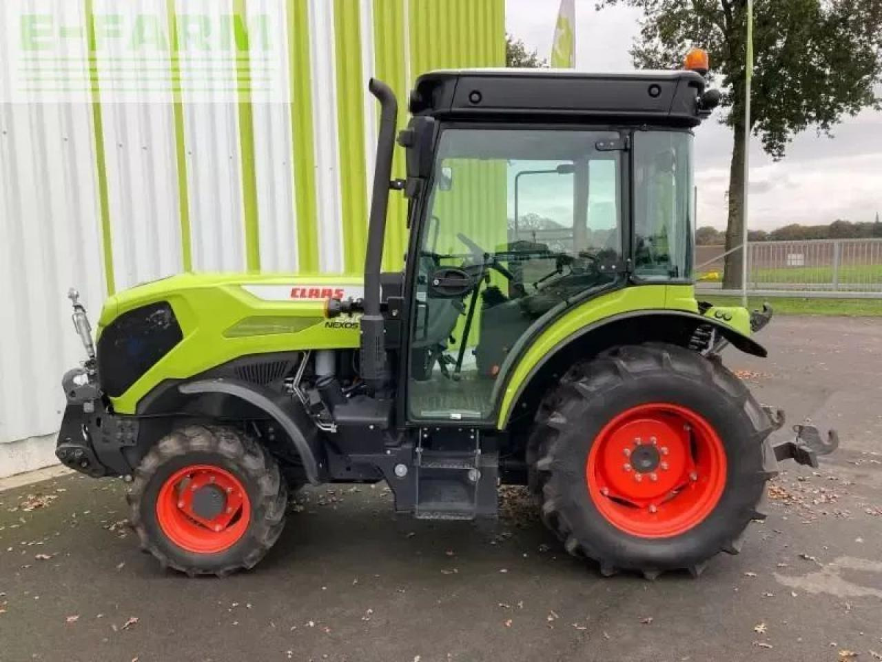 CLAAS nexos 240 m - טרקטור חקלאי: תמונה 5 CLAAS nexos 240 m - טרקטור חקלאי: תמונה 5