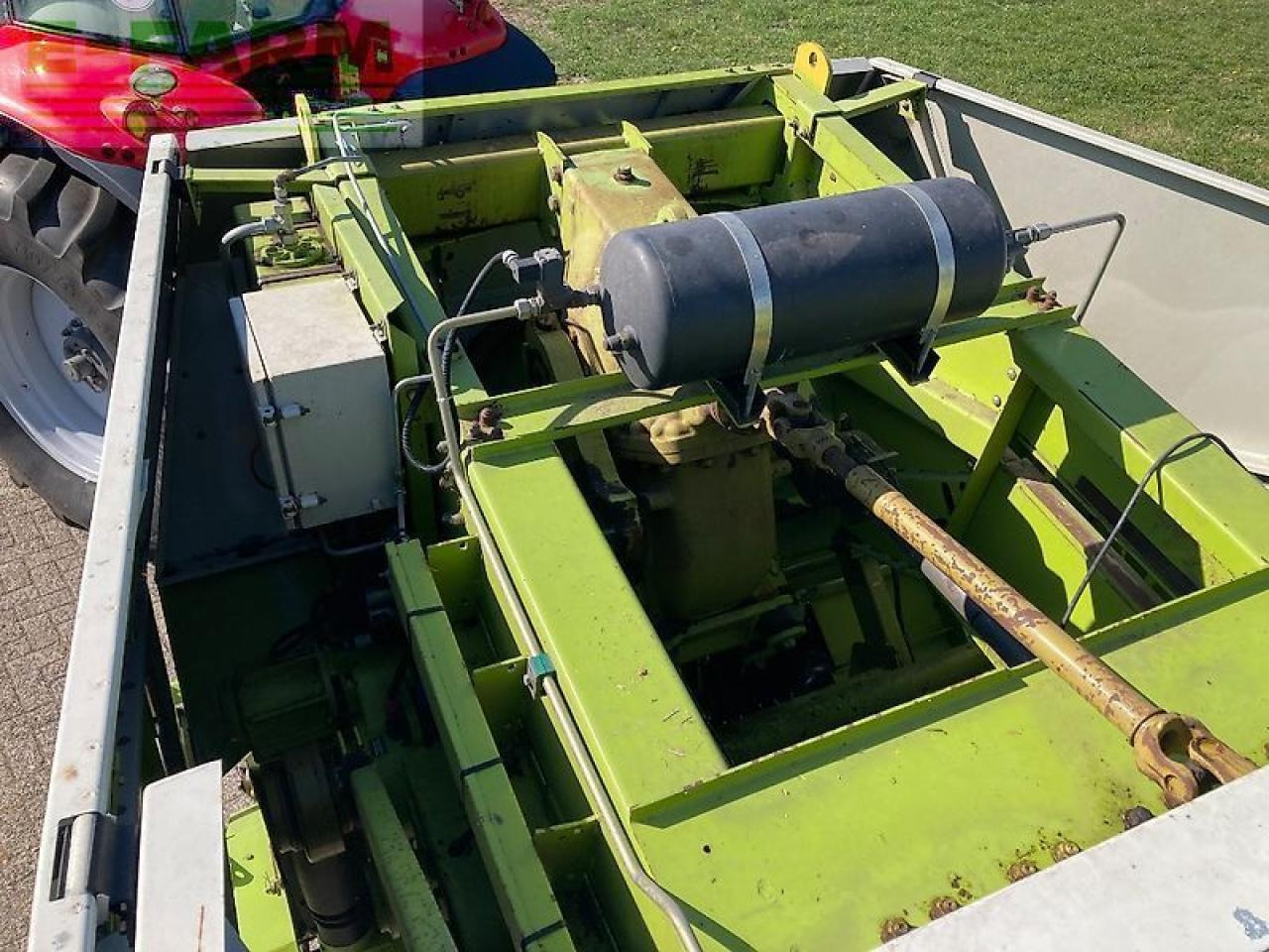 CLAAS quadrant 2200 - מכונת צרור מרובעת: תמונה 4 CLAAS quadrant 2200 - מכונת צרור מרובעת: תמונה 4