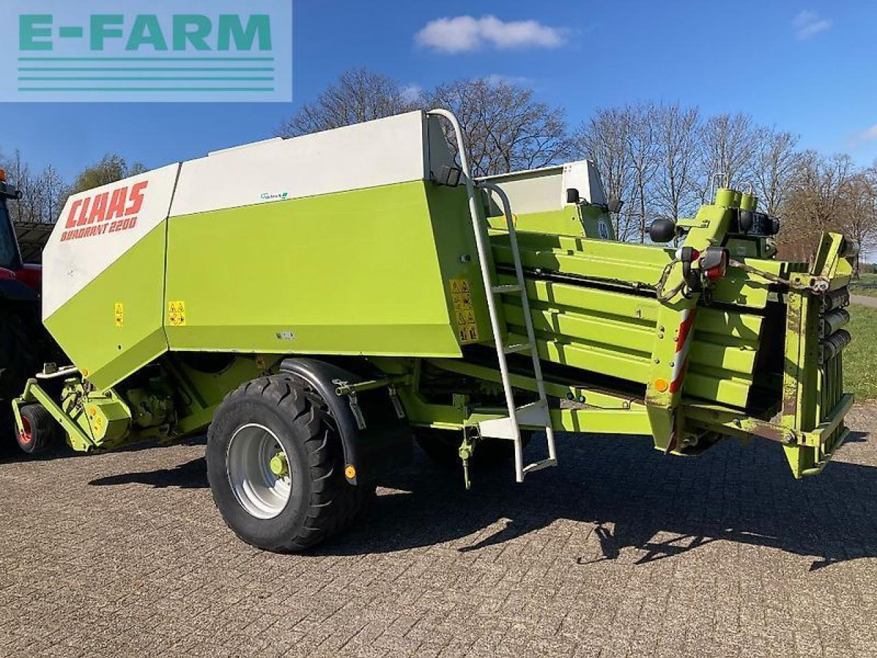CLAAS quadrant 2200 - מכונת צרור מרובעת: תמונה 2 CLAAS quadrant 2200 - מכונת צרור מרובעת: תמונה 2