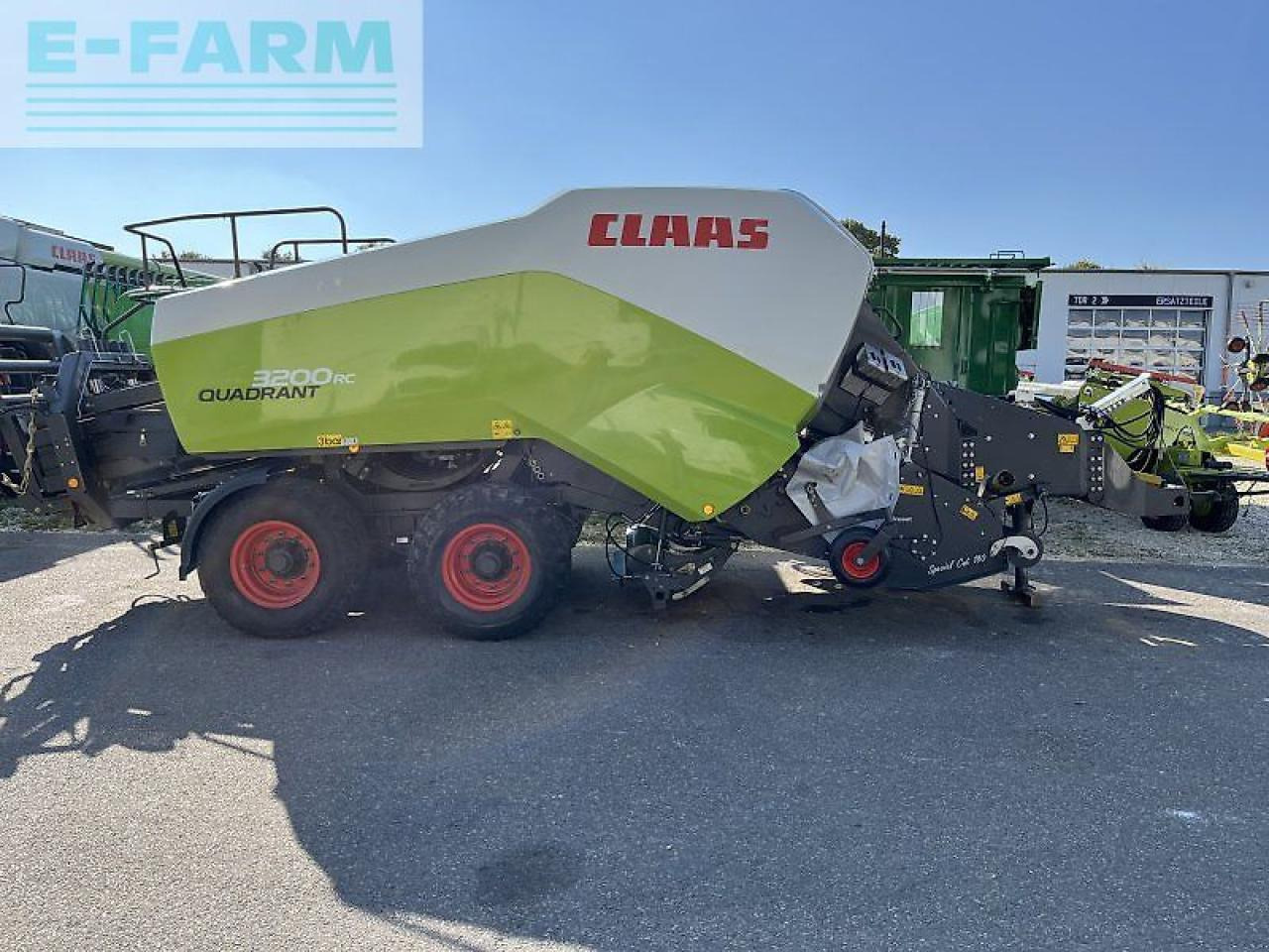 CLAAS quadrant 3200 rc tandem mit krassort vorbauhäcksler - מכונת צרור מרובעת: תמונה 1 CLAAS quadrant 3200 rc tandem mit krassort vorbauhäcksler - מכונת צרור מרובעת: תמונה 1