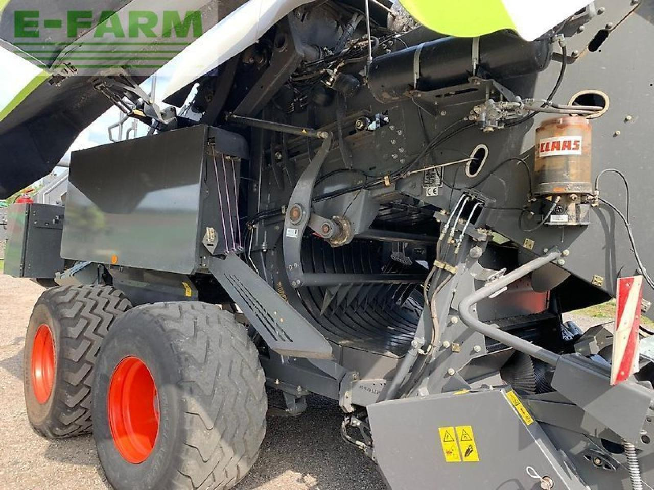 מכונת צרור מרובעת CLAAS quadrant 3300: תמונה 8