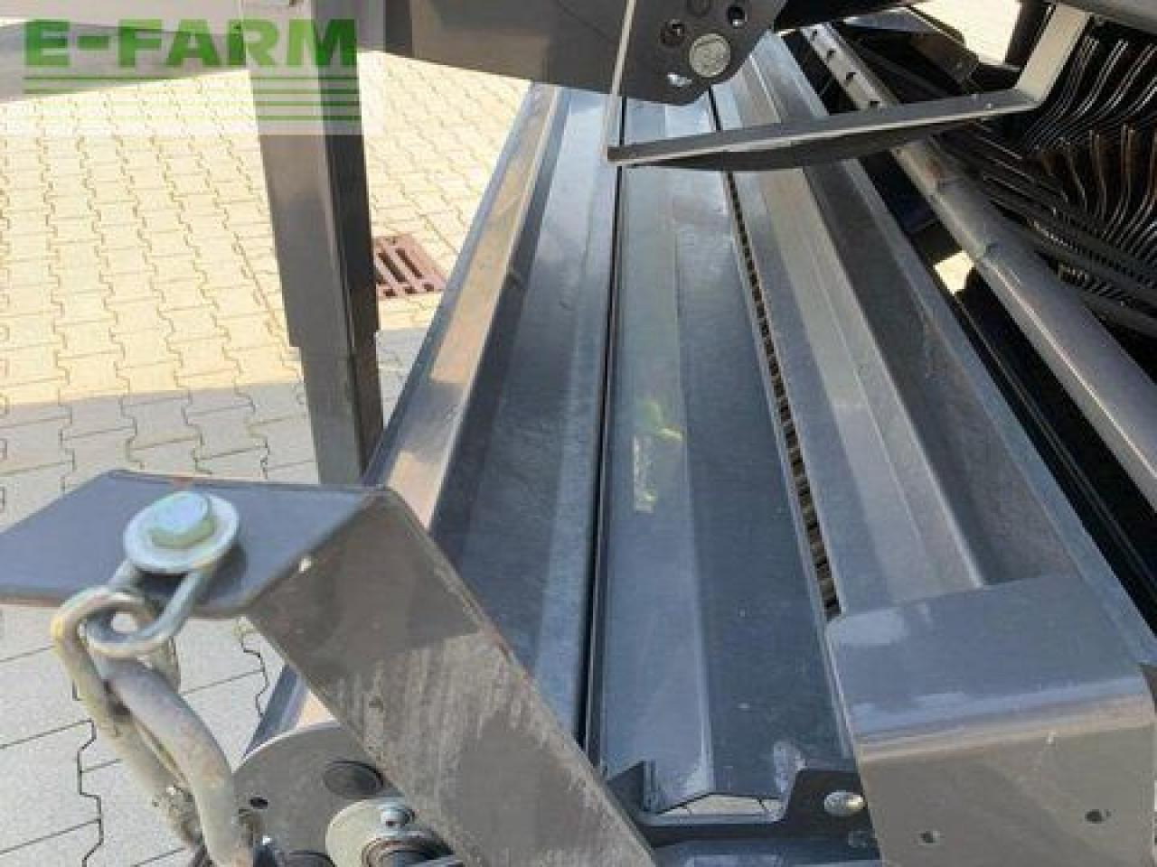 מכונת צרור מרובעת CLAAS rollant 454 rc uniwrap: תמונה 7