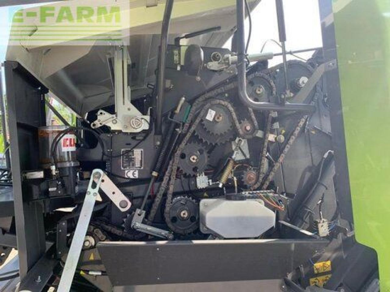 מכונת צרור מרובעת CLAAS rollant 454 rc uniwrap: תמונה 6