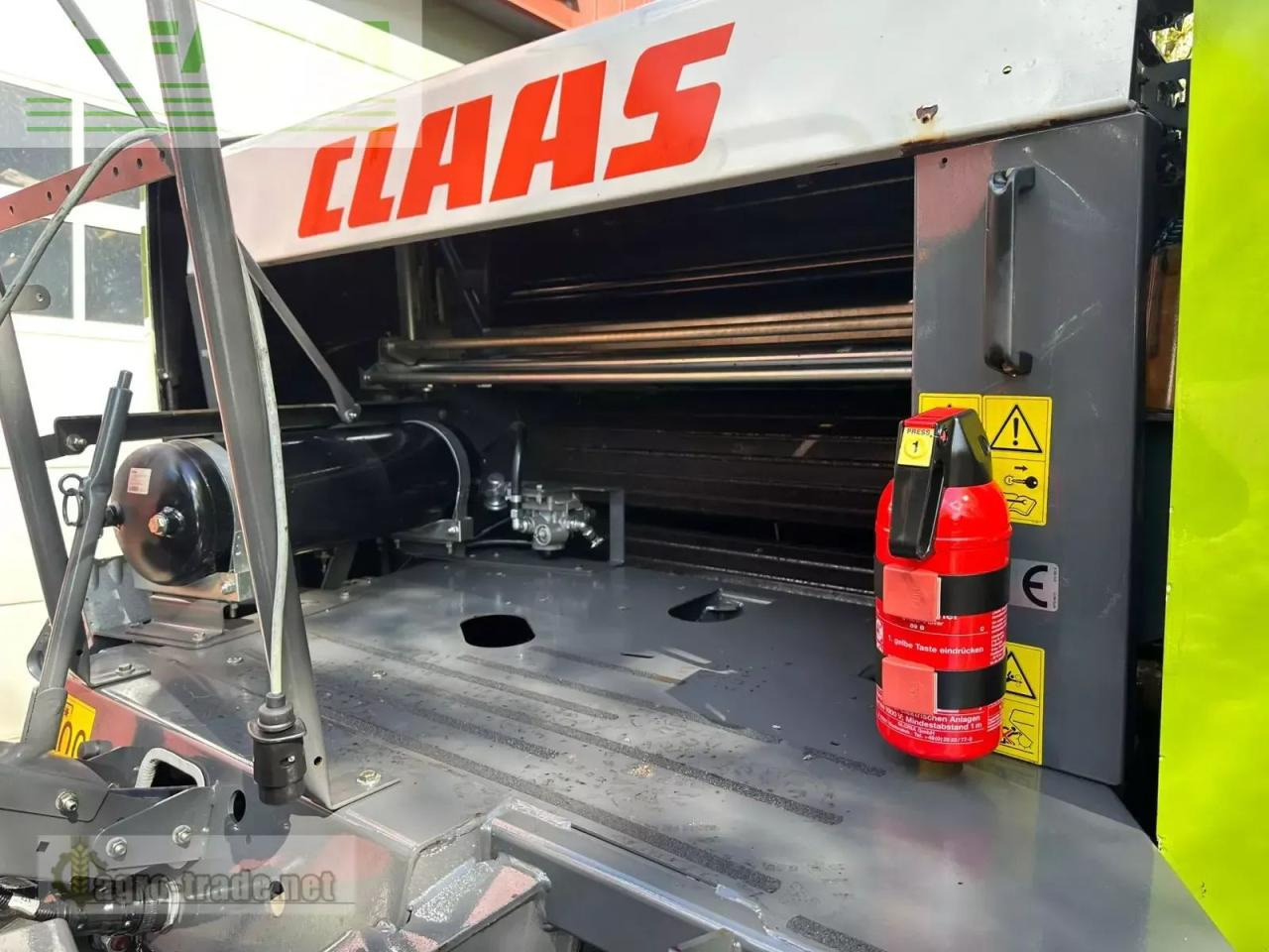 CLAAS rollant 454 rc - מכונת צרור מרובעת: תמונה 3 CLAAS rollant 454 rc - מכונת צרור מרובעת: תמונה 3