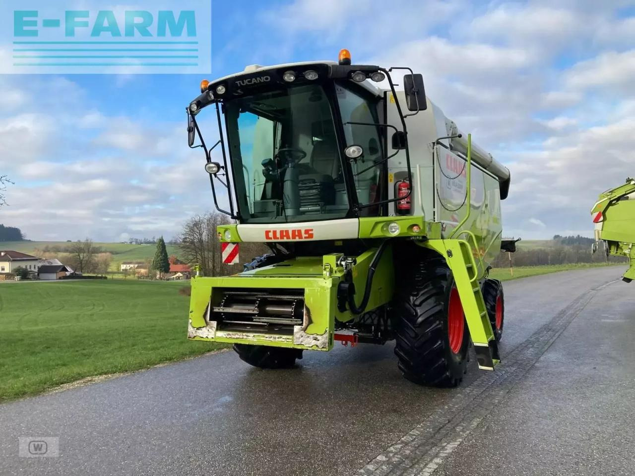 CLAAS tucano 420 - מקצרת קומבינה: תמונה 3 CLAAS tucano 420 - מקצרת קומבינה: תמונה 3