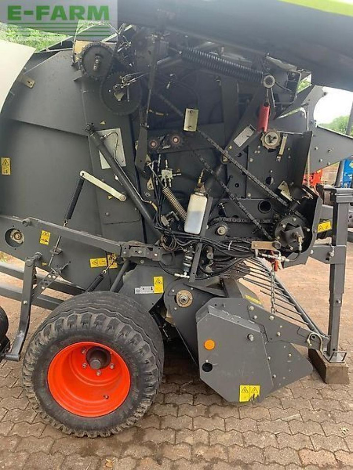 מכונת צרור מרובעת CLAAS variant 360 rc: תמונה 6