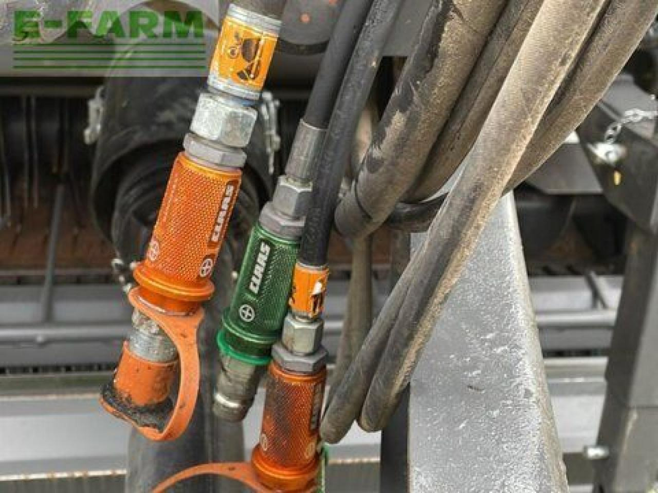 מכונת צרור מרובעת CLAAS variant 480 rc pro: תמונה 6