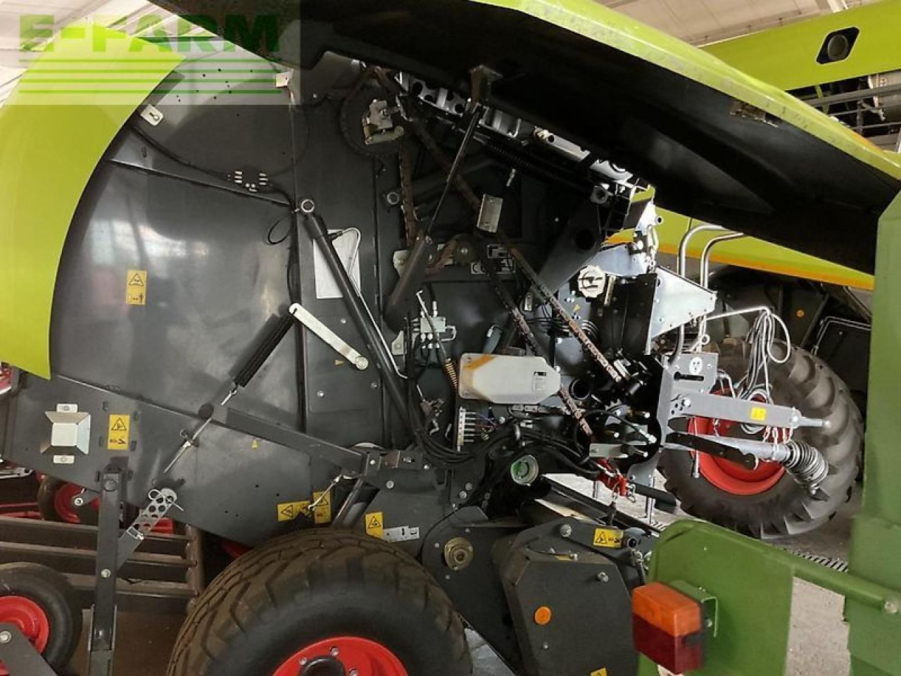 CLAAS variant 485 rc - מכונת צרור מרובעת: תמונה 5 CLAAS variant 485 rc - מכונת צרור מרובעת: תמונה 5