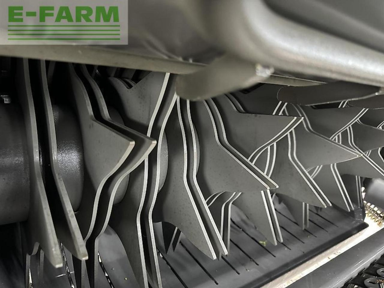 CLAAS variant 560 rc pro 540u/min - מכונת צרור מרובעת: תמונה 5 CLAAS variant 560 rc pro 540u/min - מכונת צרור מרובעת: תמונה 5