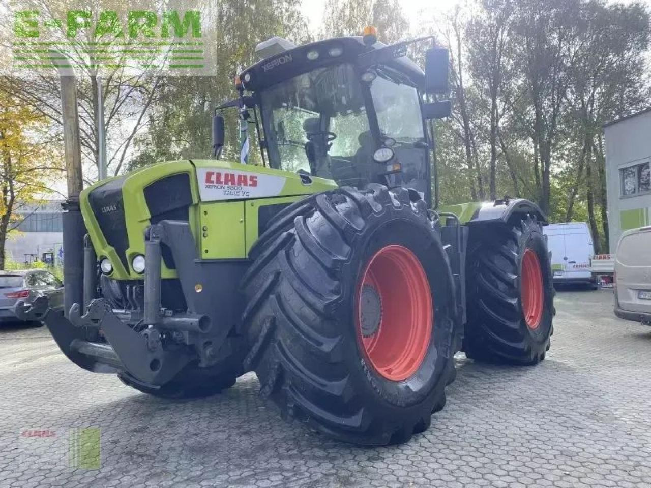 CLAAS xerion 3800 trac vc TRAC VC - טרקטור חקלאי: תמונה 4 CLAAS xerion 3800 trac vc TRAC VC - טרקטור חקלאי: תמונה 4