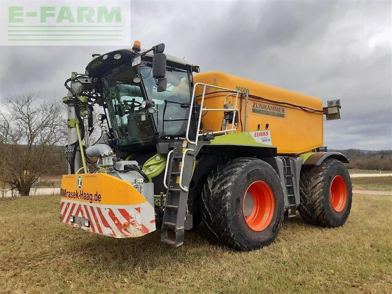 CLAAS xerion 4000 saddle trac SADDLE TRAC - מרסס בהנעה עצמית: תמונה 2 CLAAS xerion 4000 saddle trac SADDLE TRAC - מרסס בהנעה עצמית: תמונה 2
