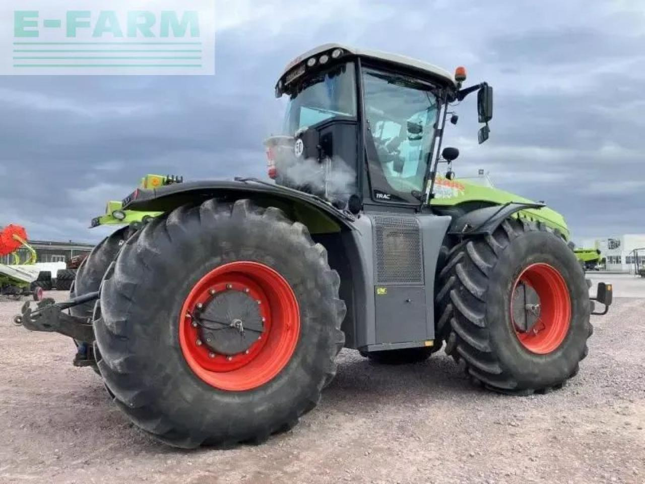 CLAAS xerion 4000 trac TRAC - טרקטור חקלאי: תמונה 4 CLAAS xerion 4000 trac TRAC - טרקטור חקלאי: תמונה 4