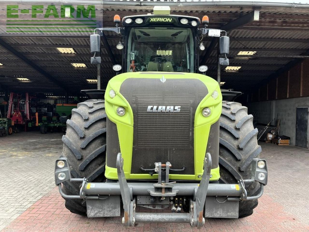 CLAAS xerion 4000 trac vc TRAC VC - טרקטור חקלאי: תמונה 2 CLAAS xerion 4000 trac vc TRAC VC - טרקטור חקלאי: תמונה 2