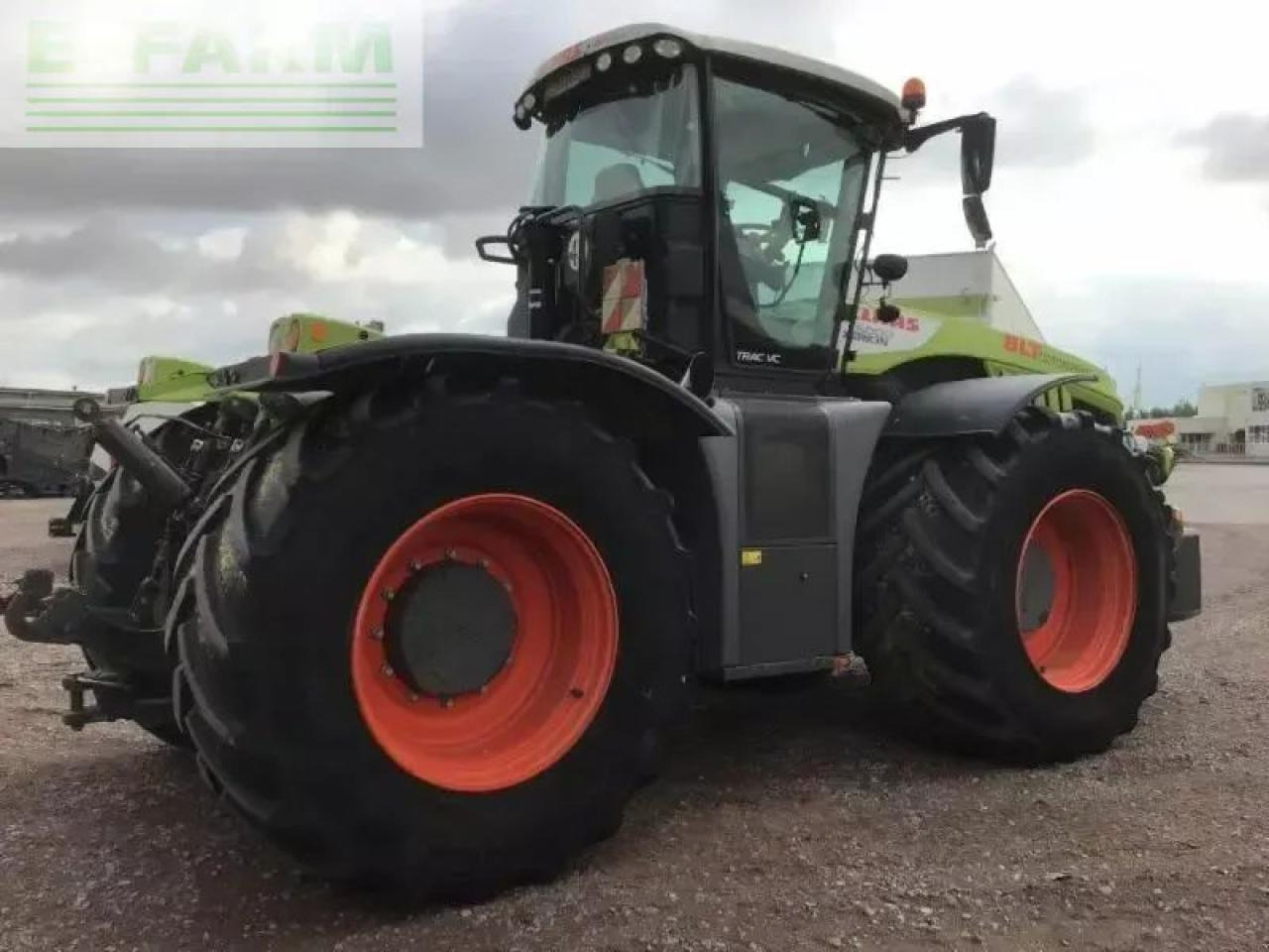 CLAAS xerion 5000 trac TRAC - טרקטור חקלאי: תמונה 4 CLAAS xerion 5000 trac TRAC - טרקטור חקלאי: תמונה 4