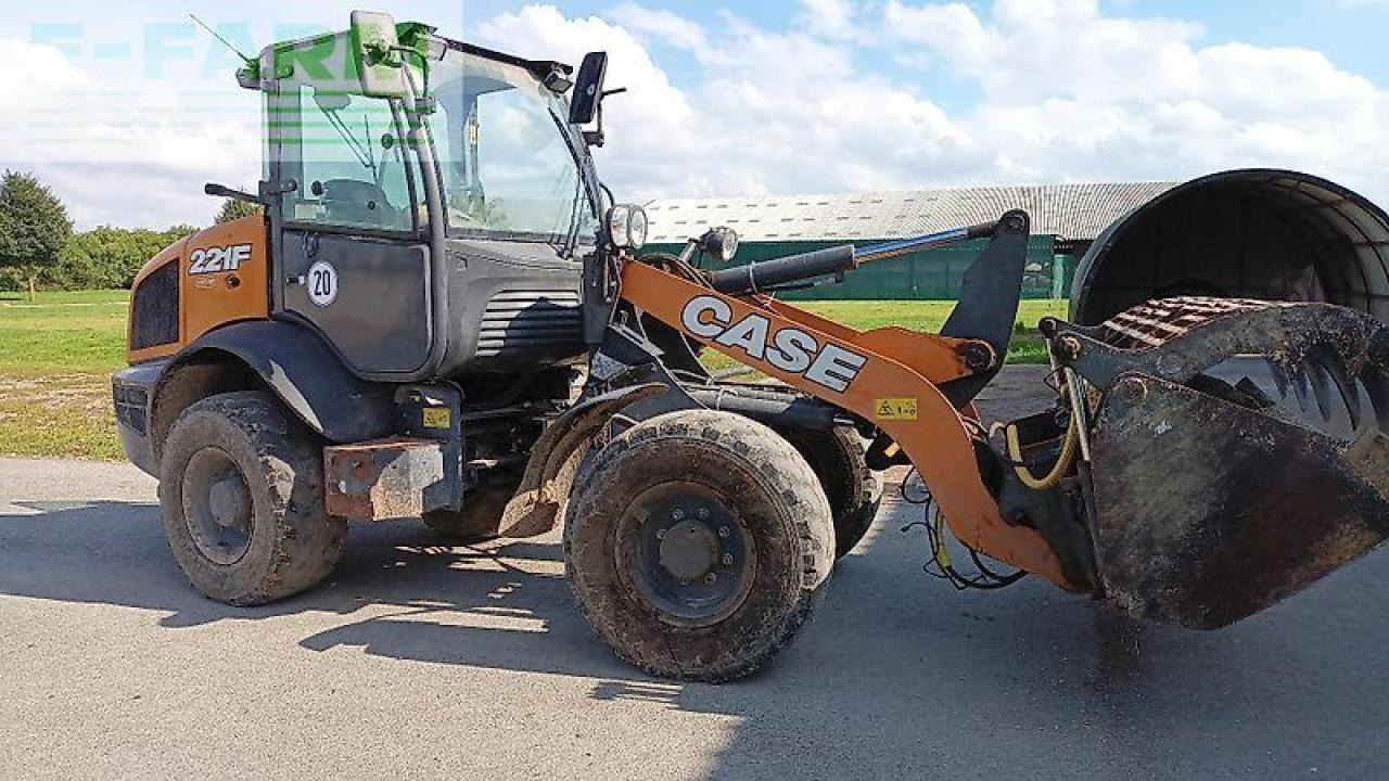 Case-IH 221 f - מיני מחפר: תמונה 2 Case-IH 221 f - מיני מחפר: תמונה 2