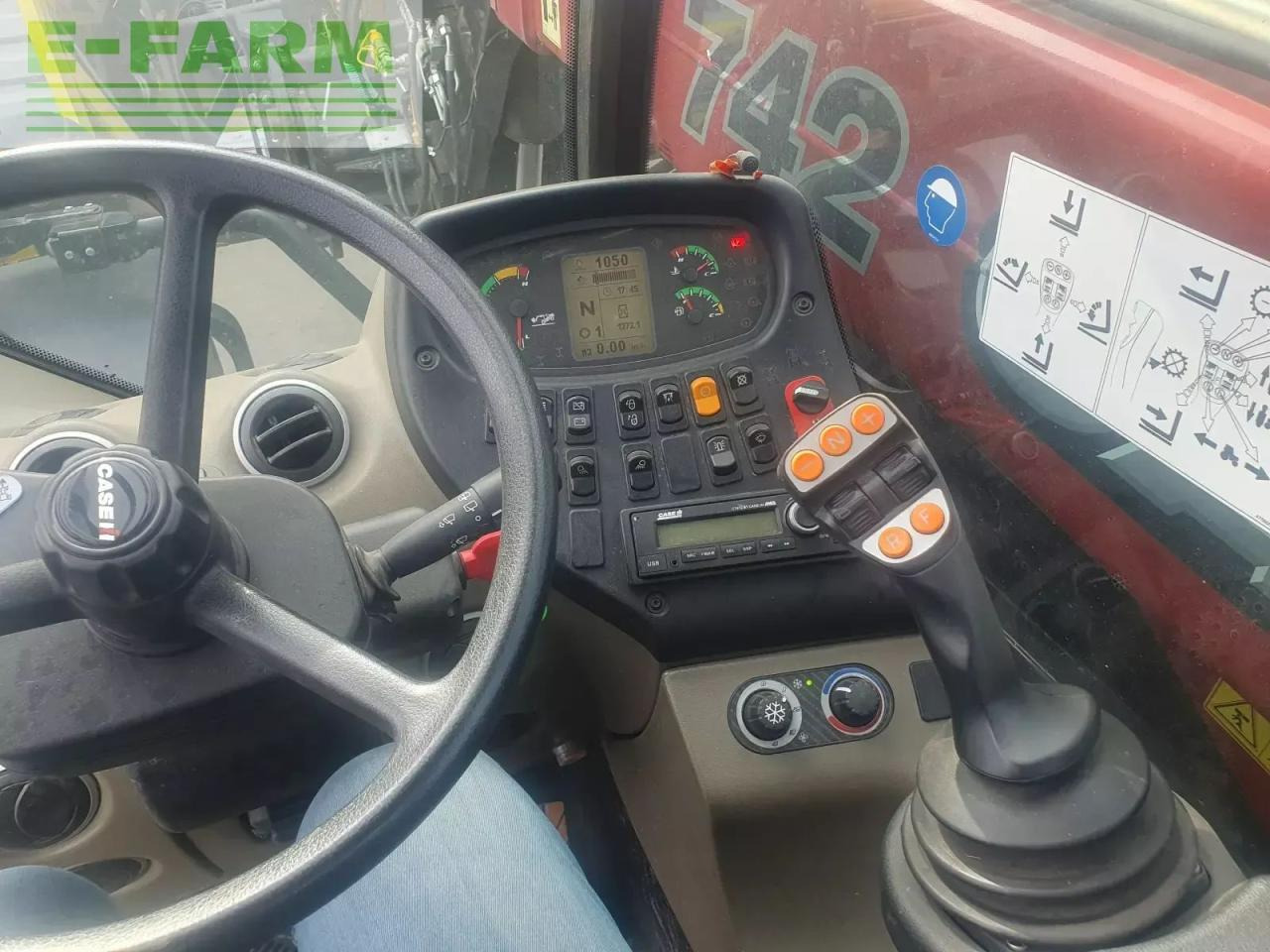 Case-IH 742 - מפעיל טלסקופי: תמונה 4 Case-IH 742 - מפעיל טלסקופי: תמונה 4