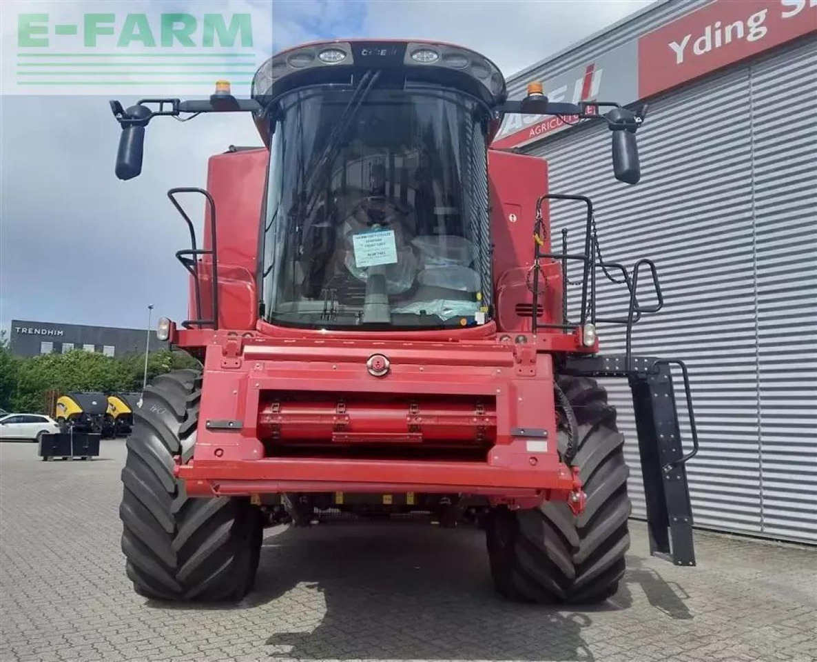 Case-IH 8250 kampagnepris axial-flow 8250 med 35 fod varioskærebord - מקצרת קומבינה: תמונה 5 Case-IH 8250 kampagnepris axial-flow 8250 med 35 fod varioskærebord - מקצרת קומבינה: תמונה 5