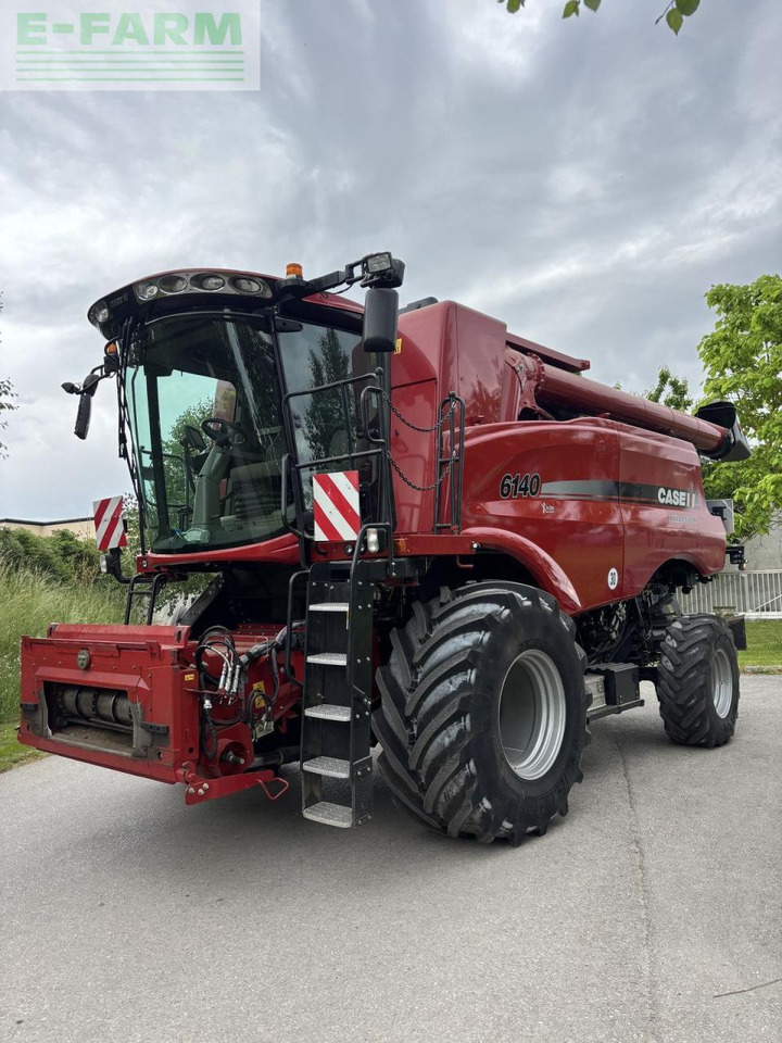 Case-IH axial-flow 6140 - מקצרת קומבינה: תמונה 2 Case-IH axial-flow 6140 - מקצרת קומבינה: תמונה 2