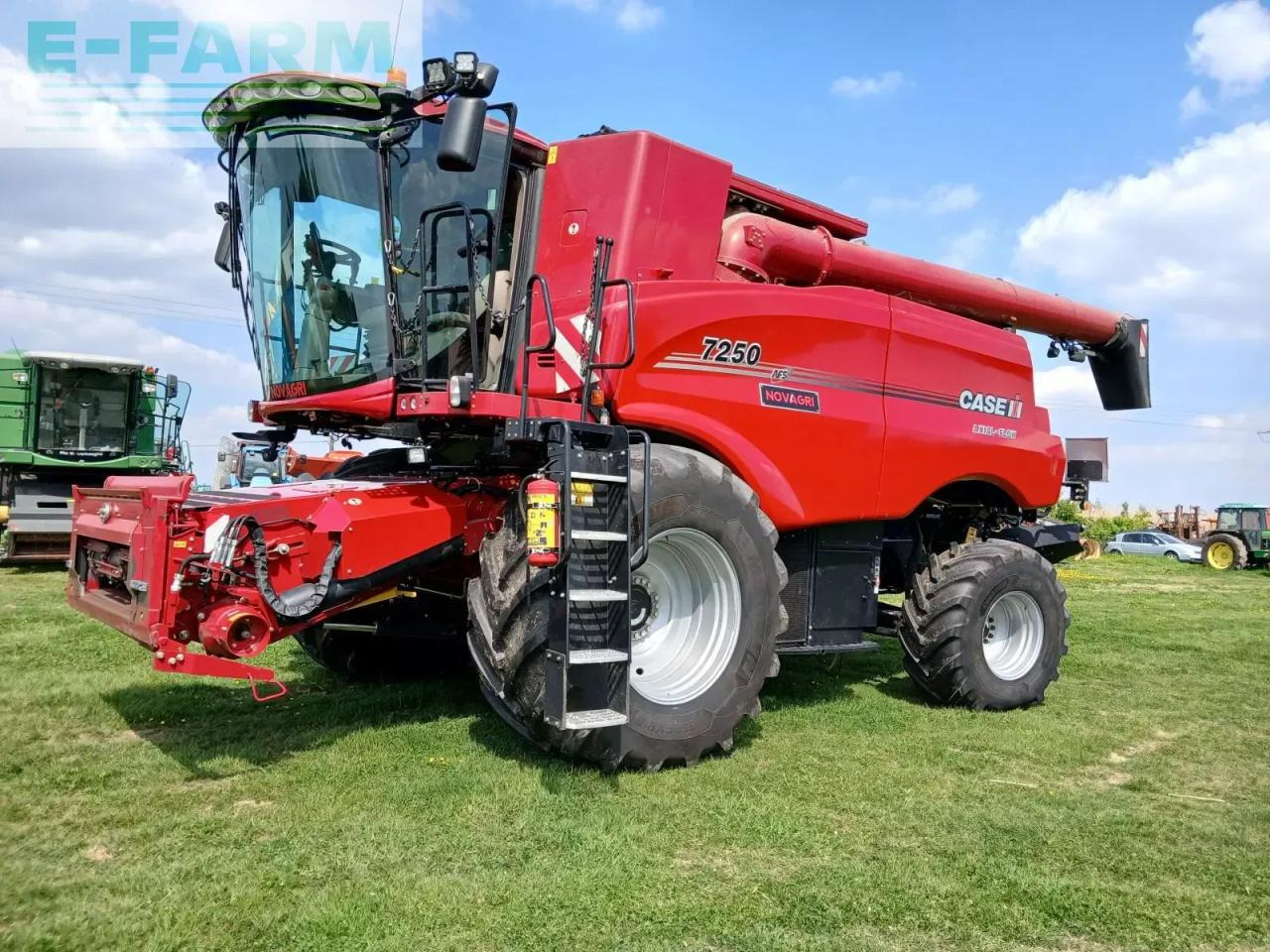 Case-IH axial-flow 7250 - מקצרת קומבינה: תמונה 2 Case-IH axial-flow 7250 - מקצרת קומבינה: תמונה 2