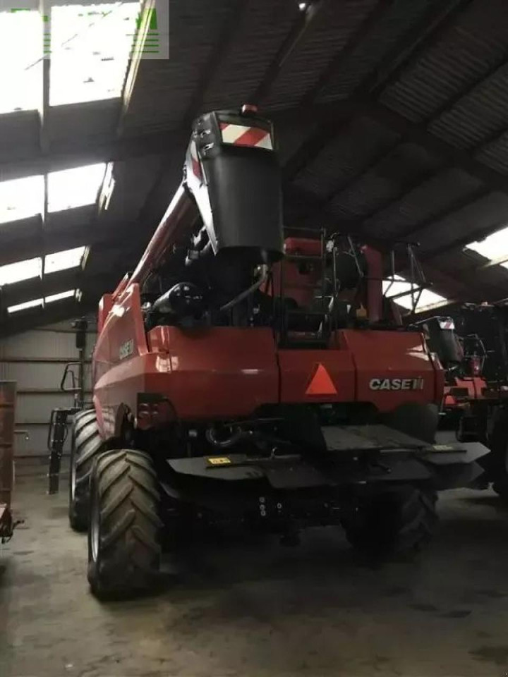 Case-IH axial-flow 8250 med harvest command, kun 570 tærsketimer - מקצרת קומבינה: תמונה 3 Case-IH axial-flow 8250 med harvest command, kun 570 tærsketimer - מקצרת קומבינה: תמונה 3