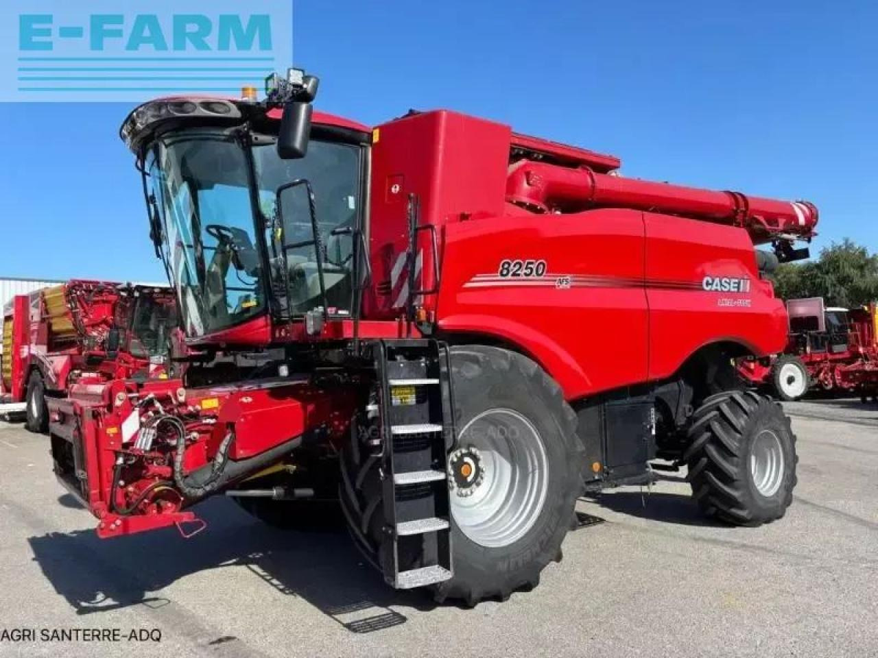 Case-IH axial-flow 8250 - מקצרת קומבינה: תמונה 4 Case-IH axial-flow 8250 - מקצרת קומבינה: תמונה 4